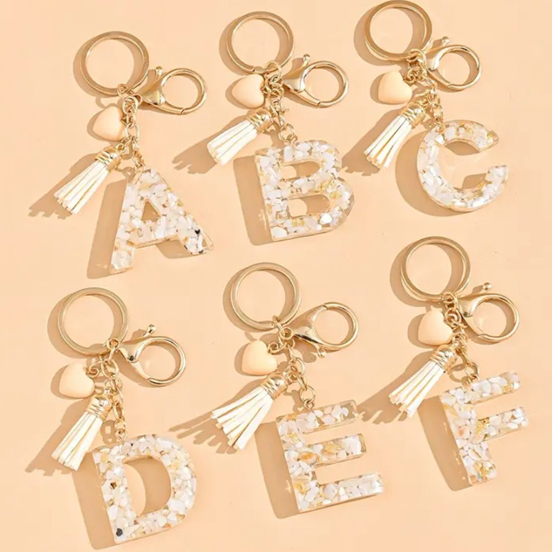 Women Accessories In English - LLavero inglés de A-Z con borla