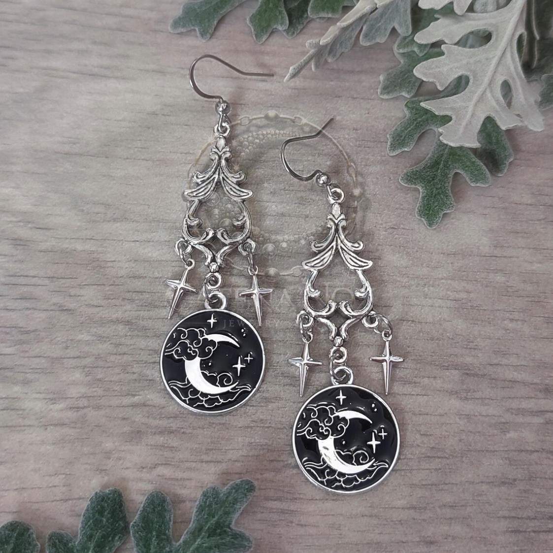 Women'S Victorian Accessories - Pendientes Moon Magic, joyería gótica, accesorios