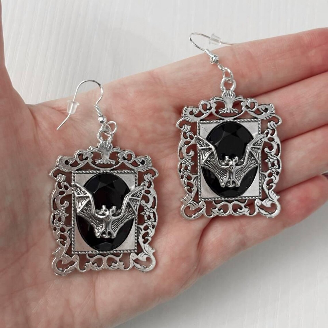 Women'S Victorian Accessories - Pendientes de murciélago vampiro, joyería gótica,