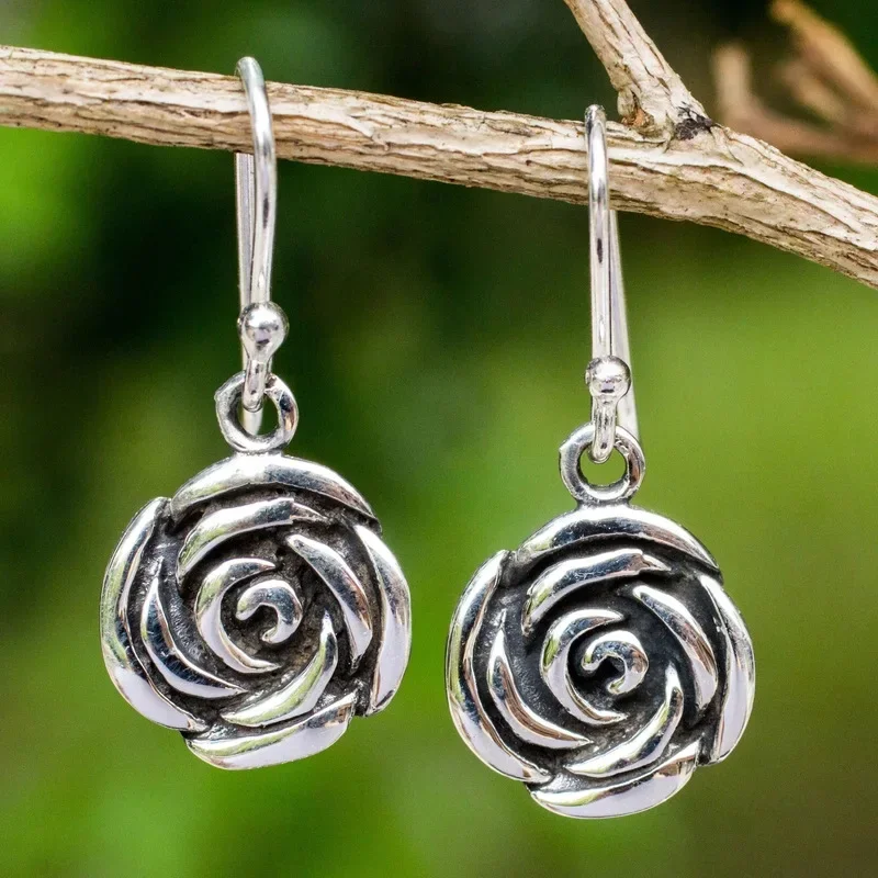 Pendientes Negros con Rosas Re - Women'S Accessories New Look reseña y precio